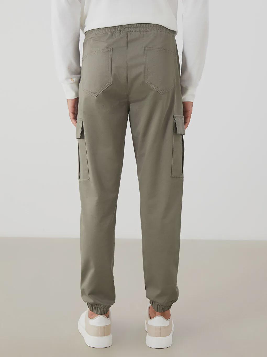 Slim Fit Cotton Cargo Pants: Stretch Fabric Elastic