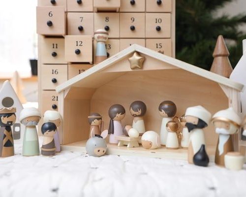 Last Day 50 Off- The Rescuer Nativity Advent Calendar